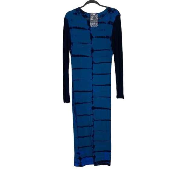 Young Fabulous & Broke Dresses & Skirts - Young fabulous and broke tie-dye maxi dress